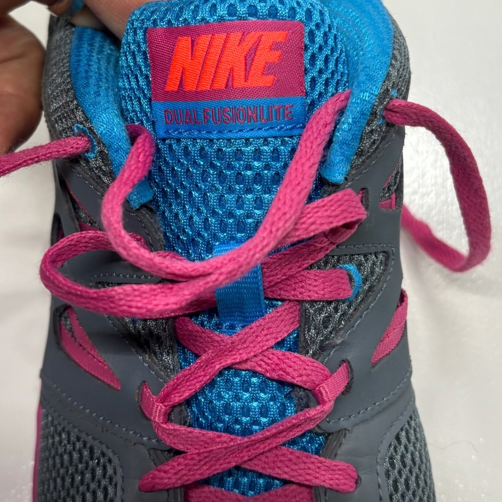 Nike Womens Running Shoes Dual Fusion Gray Pink Blue size 11 - Picture 10 of 12